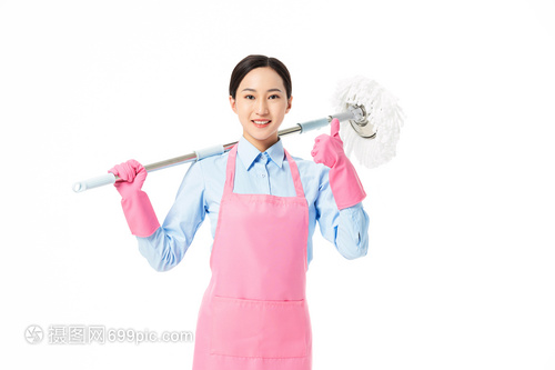 家政服务女性拖地