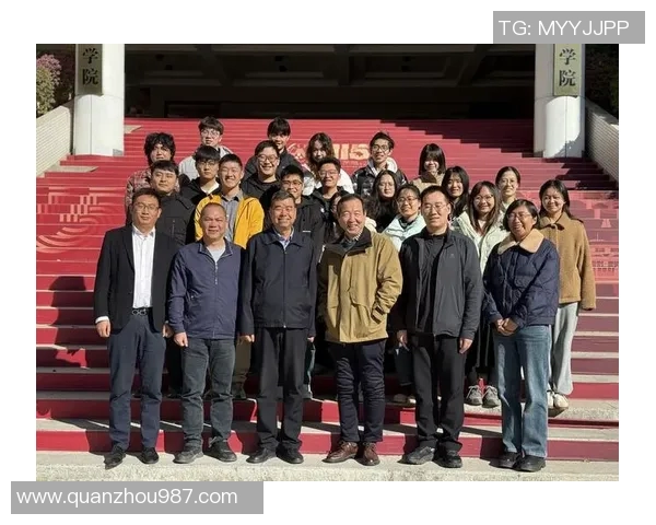 南京飞盘队防反战术创新之路探秘与实践分析